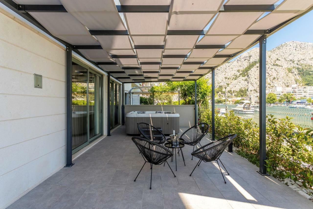 Luxury Apartment With Hot Tub Omiš Exteriér fotografie