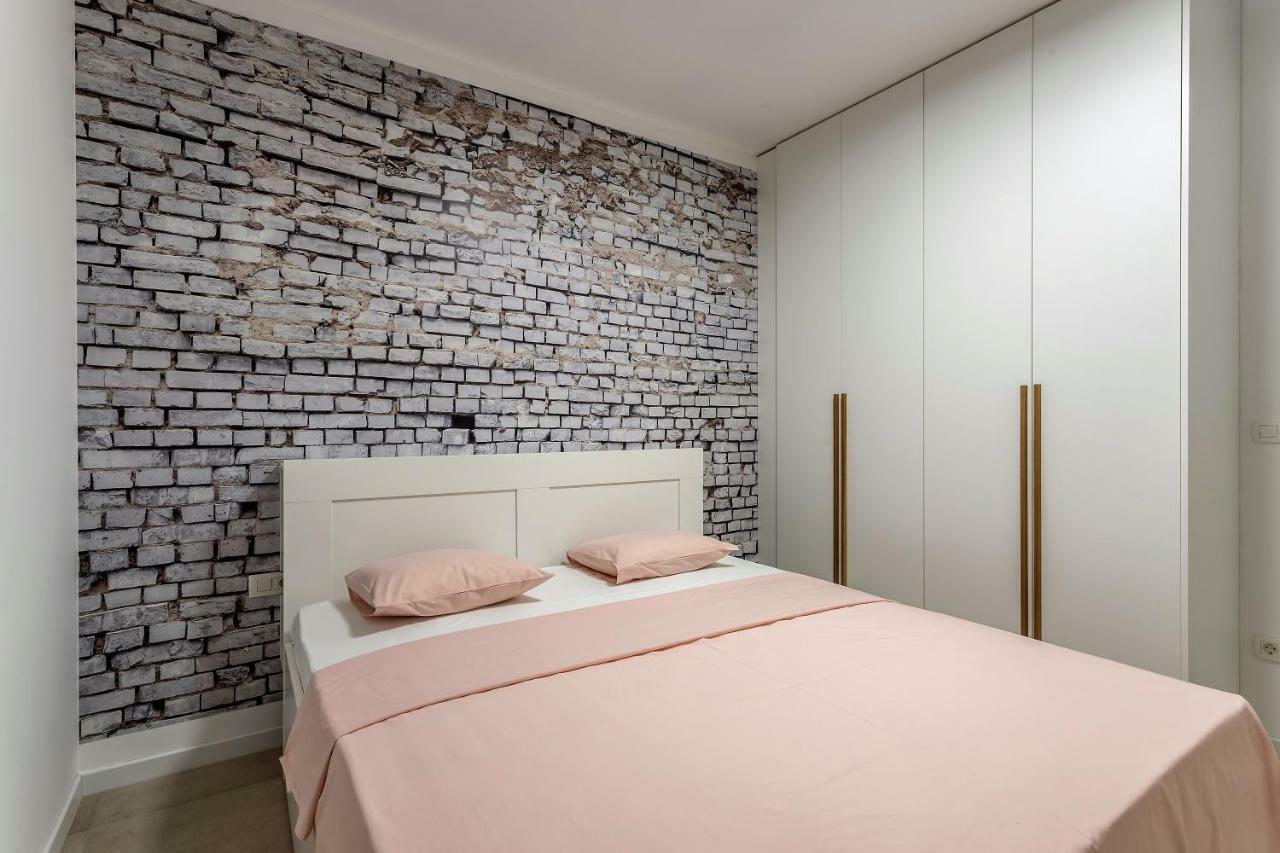 Luxury Apartment With Hot Tub Omiš Exteriér fotografie